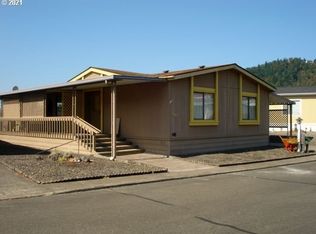 629 Shadow Ranch Ln, Roseburg, OR 97470