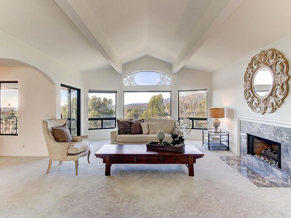 1st image of 669 Alto Dr