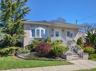 50 Wildwood Ave, Fords, NJ 08863