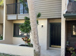 926 Sunridge Dr, Sarasota, FL 34234