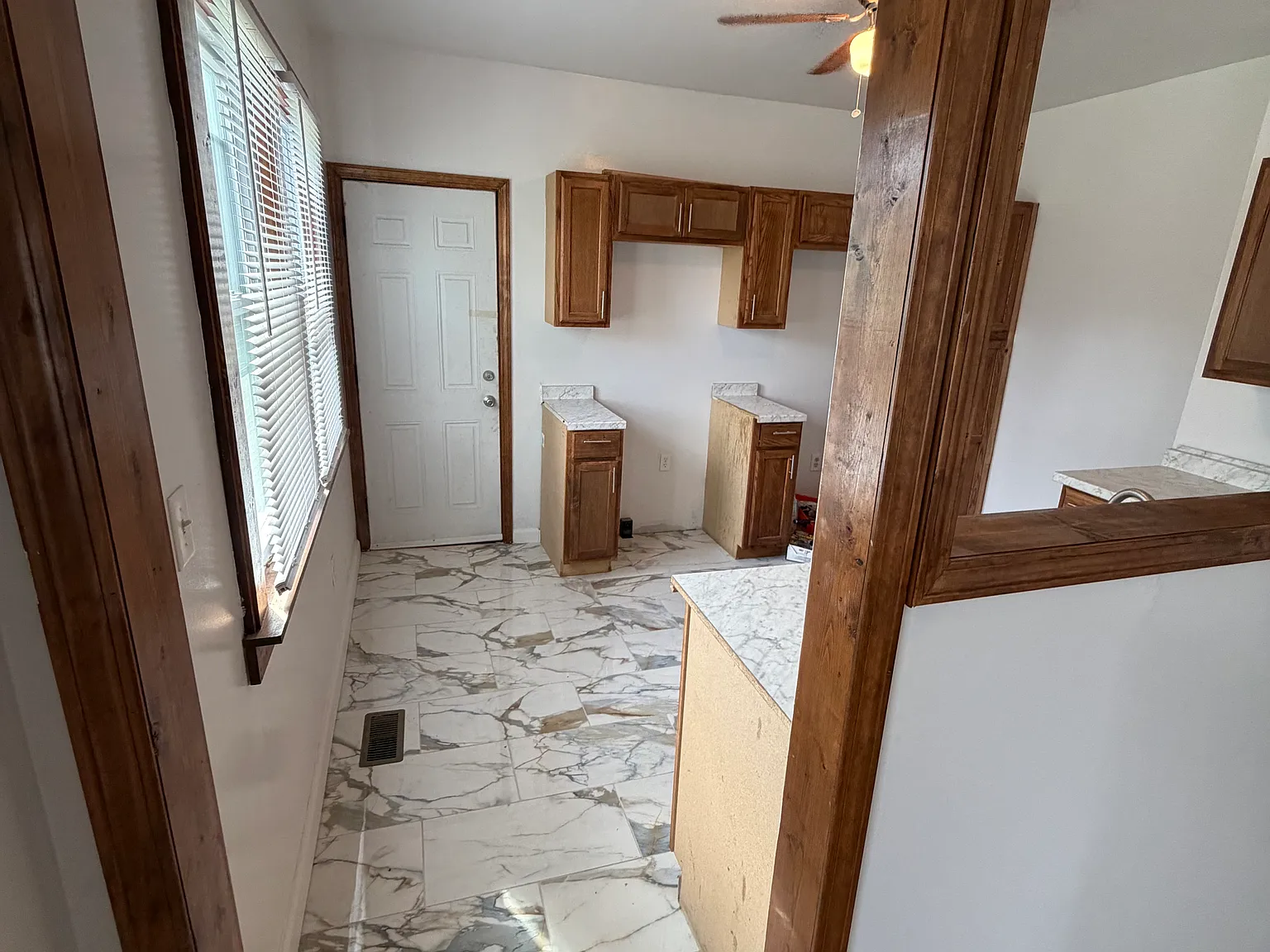 2 bed, 1250 sqft, $1,450 — Photo 4