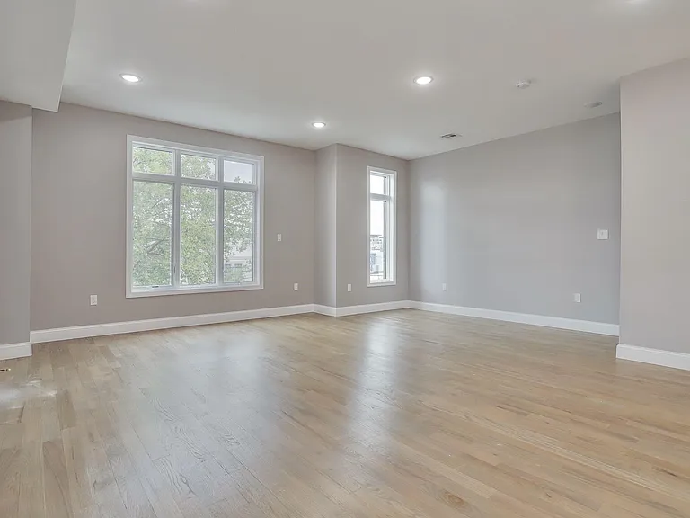 362 Virginia Ave #2 — Photo 12
