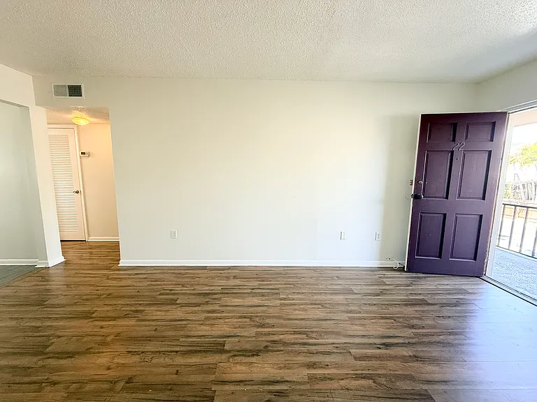 2207 S Carolina Ave — Photo 9