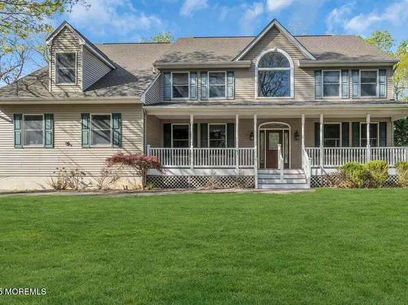 65 Pineoaka Road, Jackson, NJ 08527