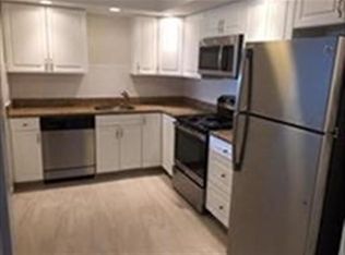 555 North St #1-2B, Stoneham, MA 02180