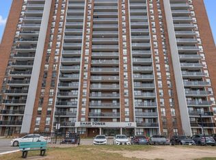 17 Knightsbridge Rd E #506, Brampton, ON L6T 3X9