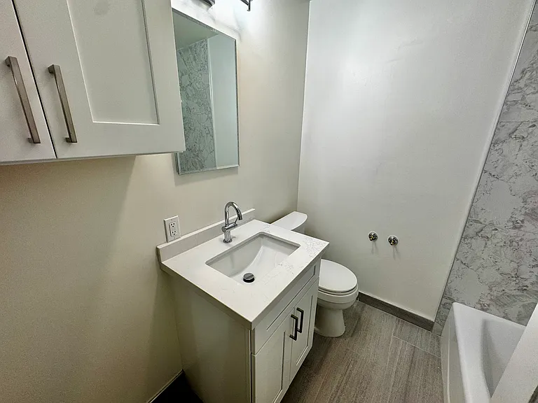 4056 Park Blvd — Photo 11