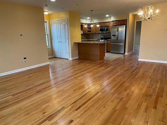 4th image of 43 Schuyler Ave APT 105