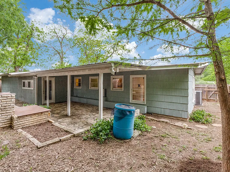 11504 Oakwood Dr — Photo 24