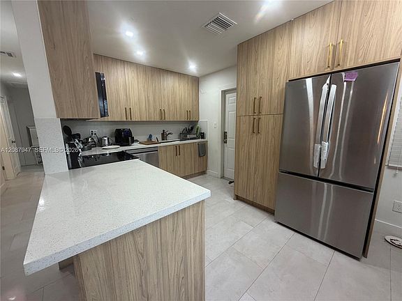4th image of 3495 W 13th Ave