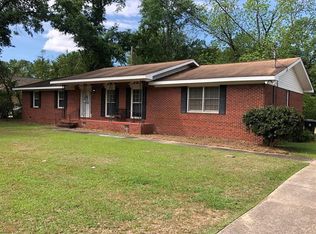 1763 Denton Rd, Dothan, AL 36303