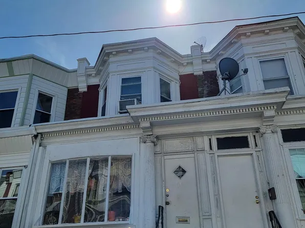 5652 Hadfield St, Philadelphia, PA 19143