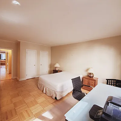 Rented by New York Residence | media 60