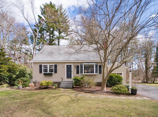 123 Harding St, Medfield, MA 02052