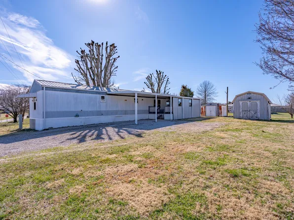 408 S Walnut St, Dale, IN 47523