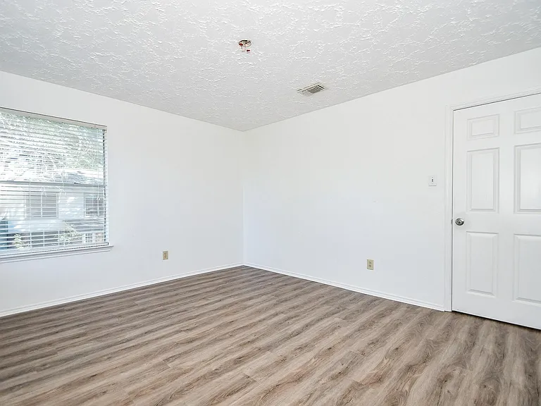 12311 Grove Meadow Dr — Photo 25
