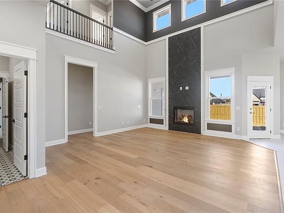 Living Rm Previous Similar Built