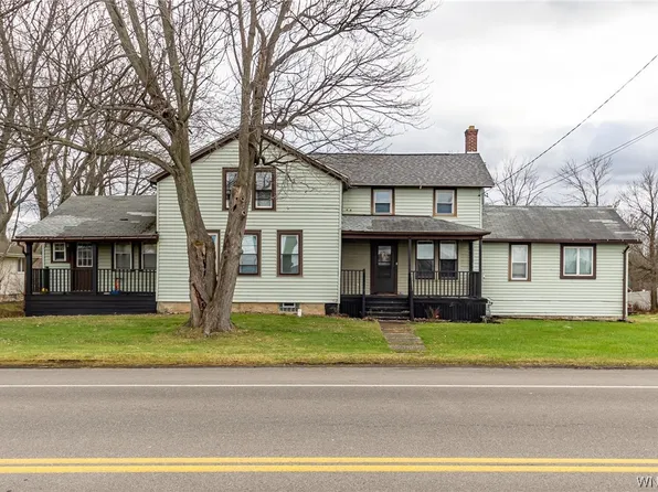 2186 Cayuga Drive Ext, Niagara Falls, NY 14304