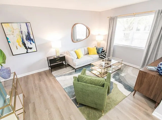 Crofton Village Apartments — Photo 6
