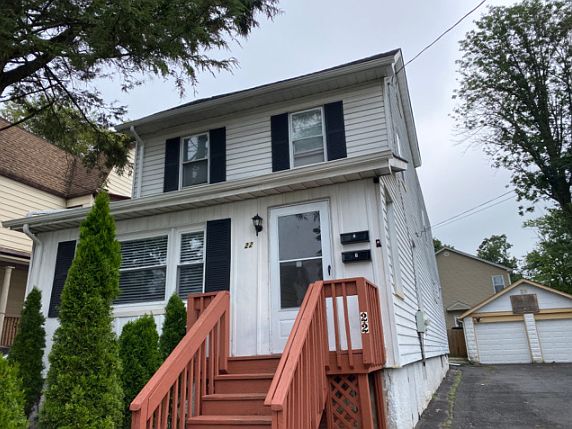 1st image of 22 High St #1