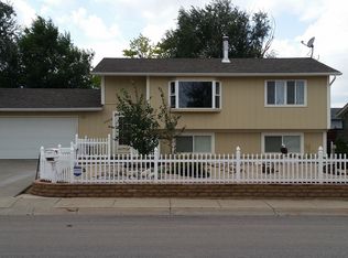 2508 S Emerson Ave, Gillette, WY 82718