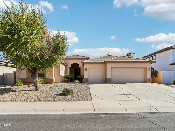 18473 W MARCONI Avenue, Surprise, AZ 85388