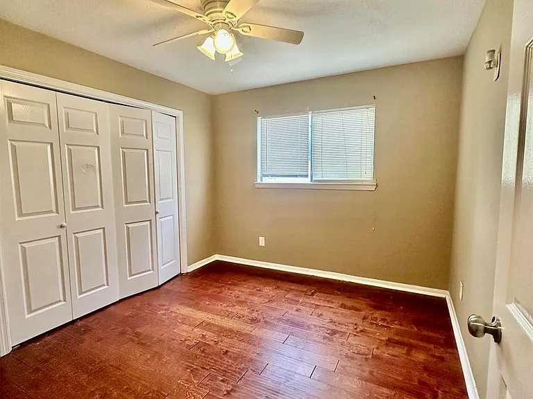 7410 Frostview Ln — Photo 20