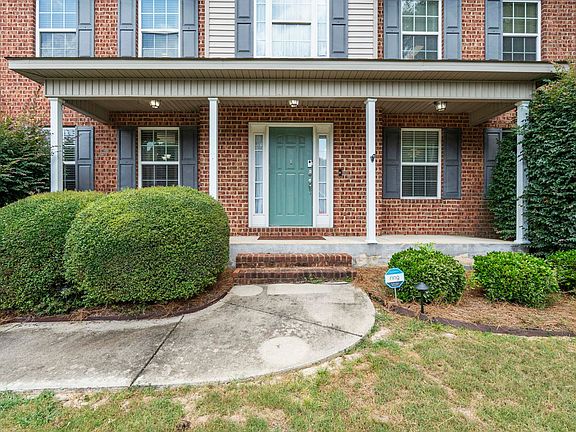 5th image of 222 Olde Hickory Cir