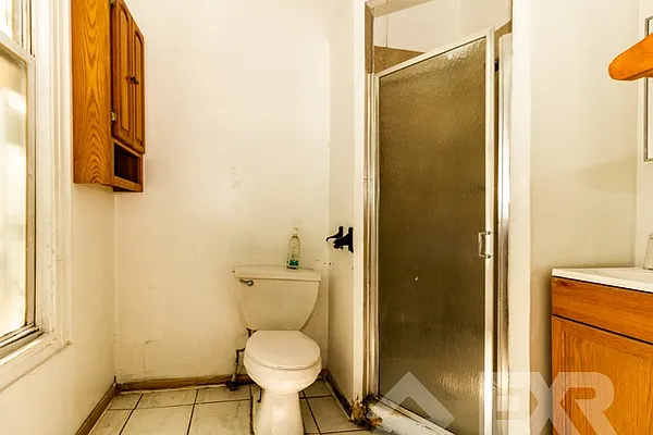 Rented by EXR | media 4