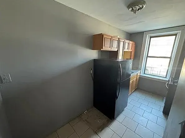329 Park Ave, Newark, NJ