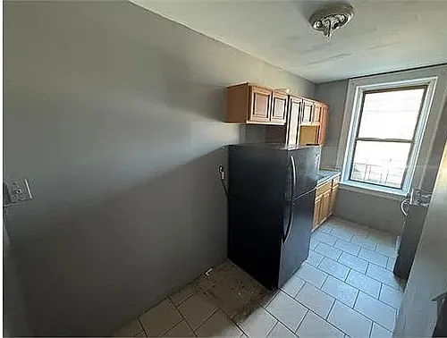 329 Park Ave #5C Photo 1