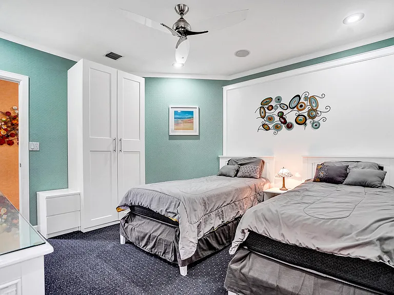 600 Circle Dr — Photo 35