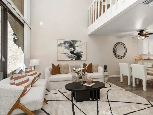 204 Pineview, Irvine, CA 92620