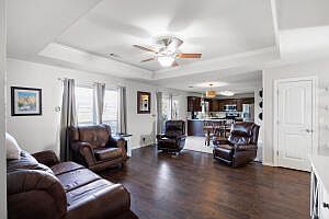 3rd image of 86 Crestpointe Dr