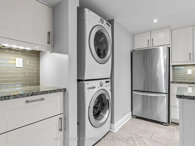 3B Birchwood Dr — Photo 6