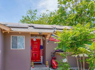 19430 Cohasset St, Reseda, CA 91335