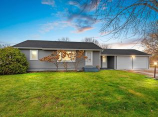 N8493 Townhall Rd, Eldorado, WI 54932