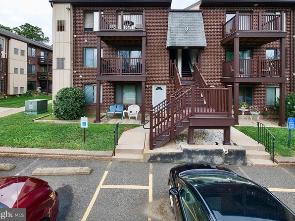 5200 Hilltop Dr Unit O11, Brookhaven, PA 19015
