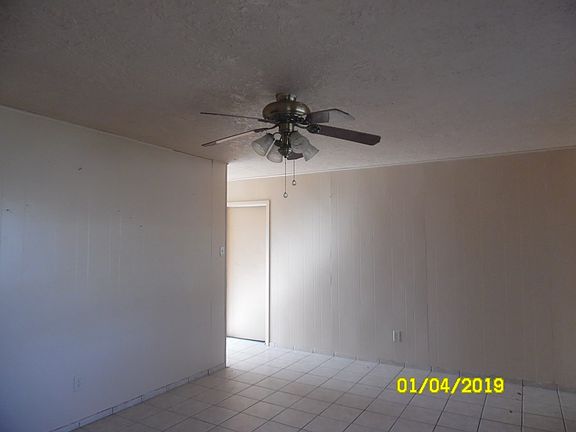 3rd image of 2102 California Ave