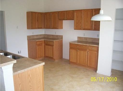 2nd image of 1280 SW Bellevue Ave