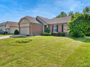 1583 Creekside Rd, Amelia, OH 45102