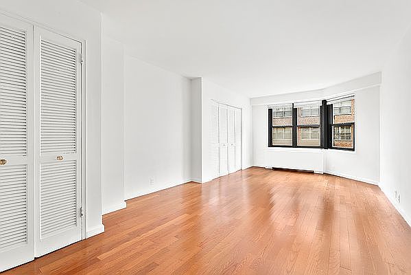 1st image of 220 E 57th St APT 8B
