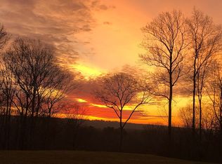 8 Red Brook Ln, Ledyard, CT 06339