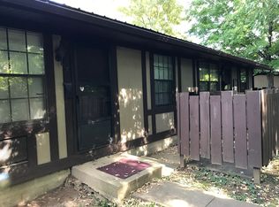 881 1st St NE APT 9, Massillon, OH 44646