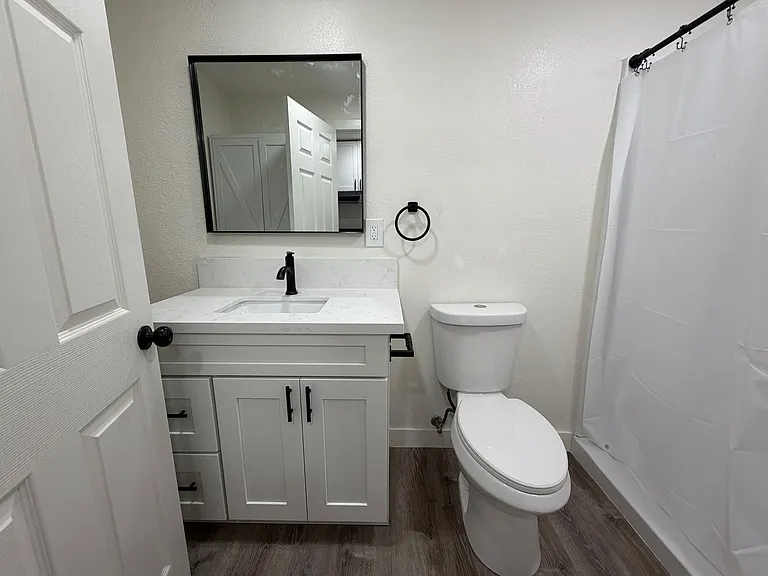 535 Jackson St — Photo 19