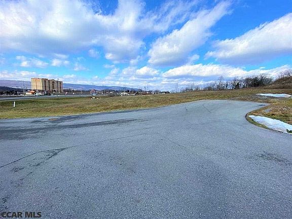 5th image of 2780 Benner Pike