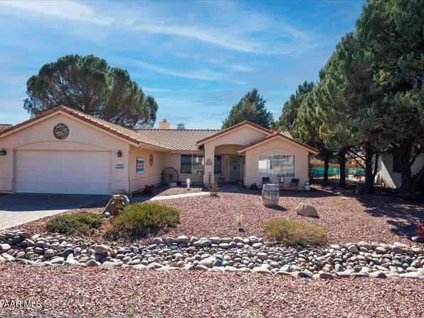 11055 E Lariat Ln, Dewey, AZ 86327