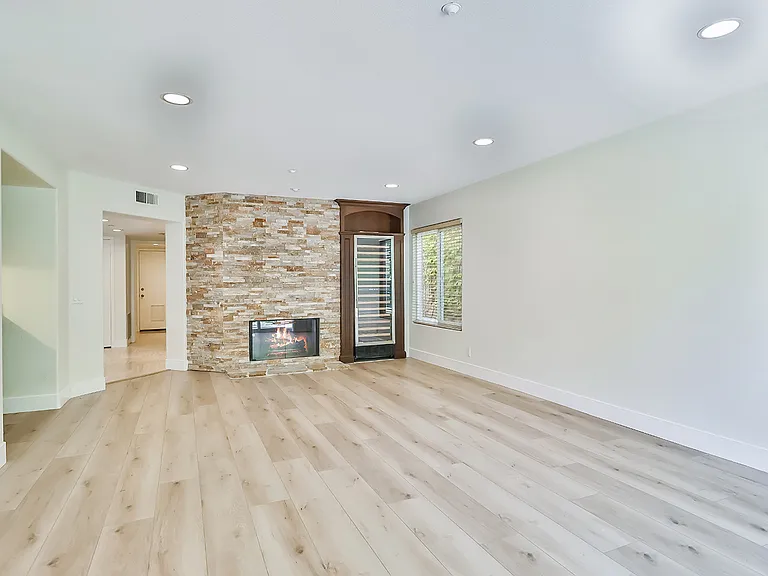 5618 Silver Valley Ave — Photo 15