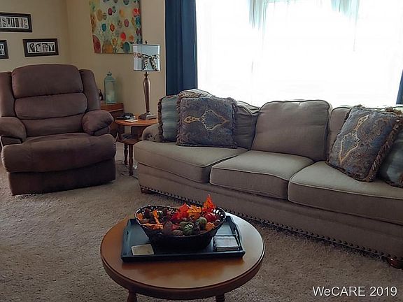 3rd image of 196 Eastland Dr #4
