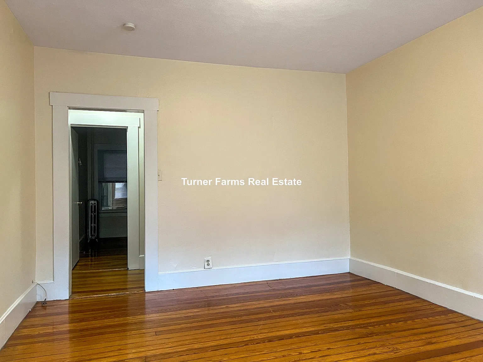 2 bed, 9999 sqft, $2,600 — Photo 3